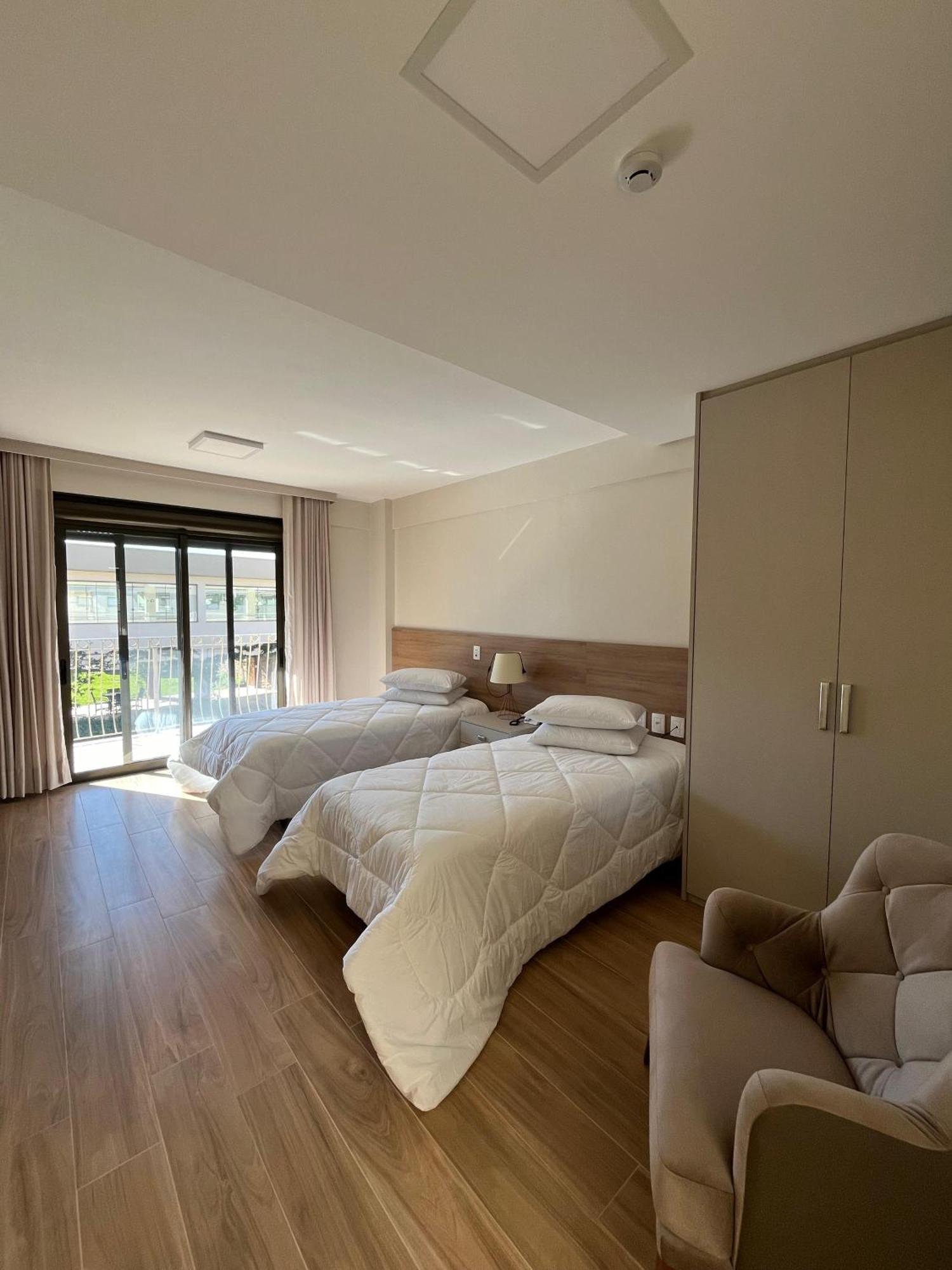 Ville Del Bosco Hotel São Marcos Buitenkant foto
