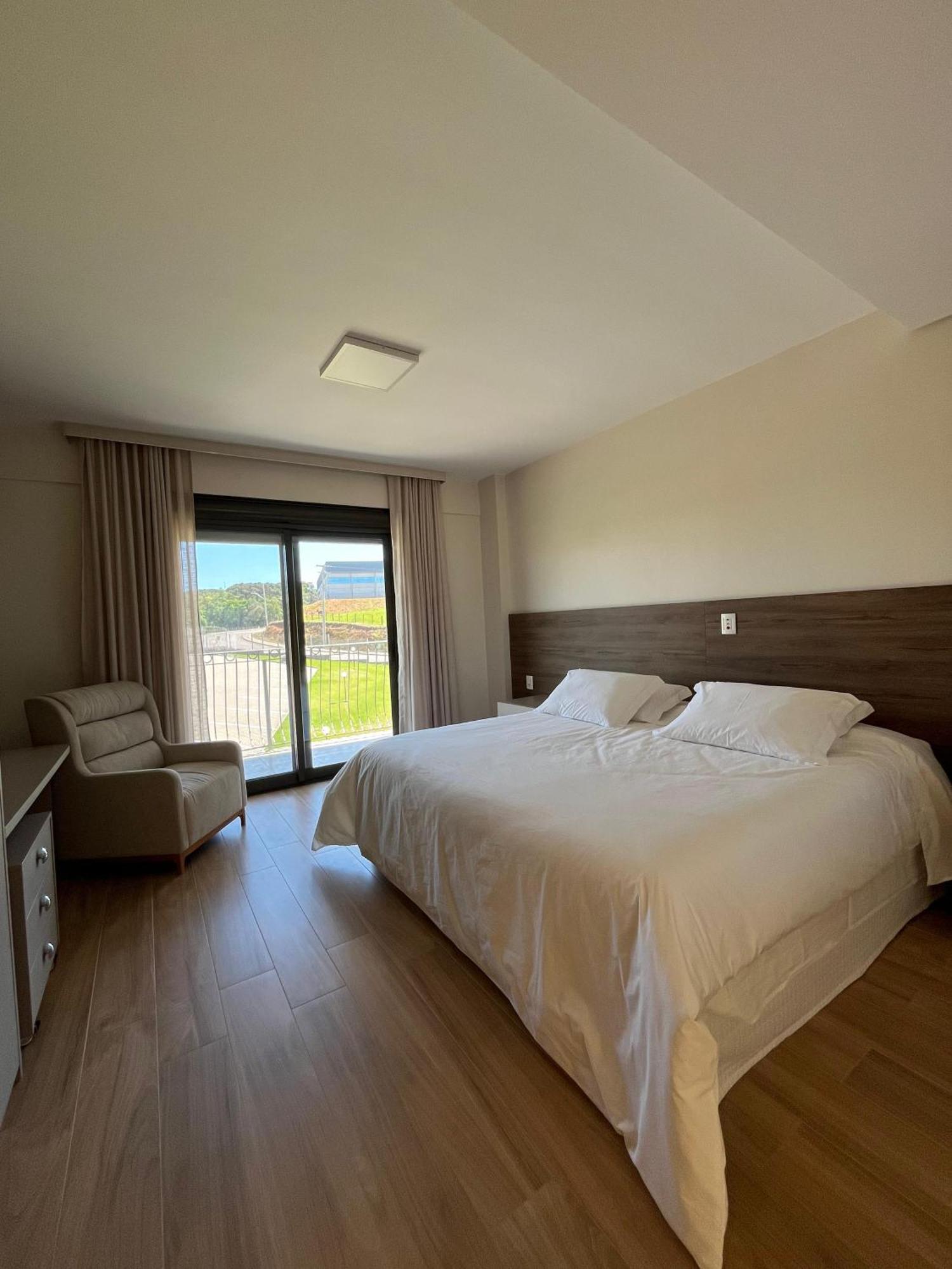 Ville Del Bosco Hotel São Marcos Buitenkant foto